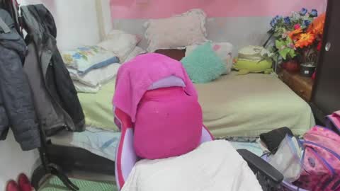 mrs_mommy online show from 05/13/26, 06:38