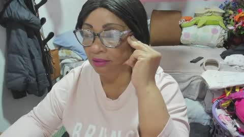 mrs_mommy online show from 06/09/26, 07:36