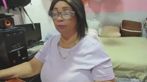 mrs_mommy online show from 07/20/26, 08:11
