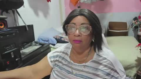 mrs_mommy online show from 07/21/26, 10:12