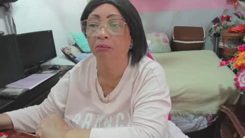 mrs_mommy online show from 07/26/26, 05:31