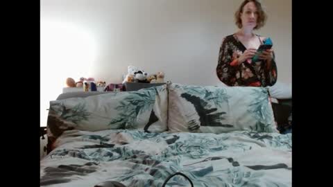 Snapshot of mrs_velvet_vixen_and_mr_stud chatting on 10/23/25, 07:29 Mrs Velvet Vixen online show from 10/23/25, 07:29