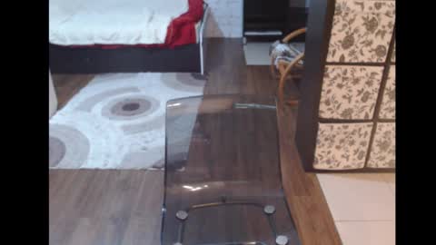 Snapshot of mrsluck chatting on 09/23/25, 06:55 Sasha online show from 09/23/25, 06:55