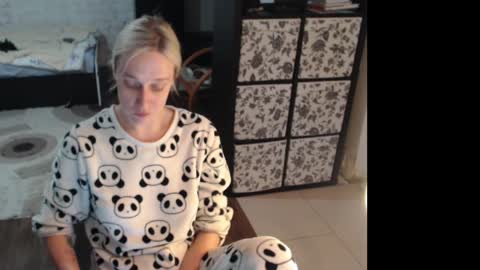 Sasha online show from 06/09/26, 10:27