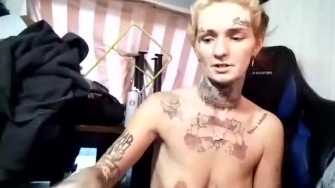 mrssavage97 online show from 12/21/25, 10:06