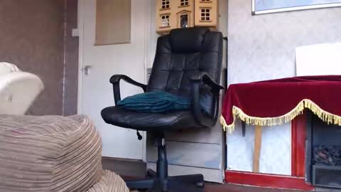 mrstraightdic online show from 11/04/25, 12:37