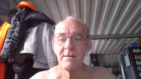 Snapshot of mrsubman chatting on 06/04/26, 04:24 Chuck online show from 06/04/26, 04:24