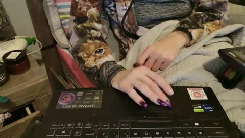Snapshot of mrswadsworthy chatting on 12/01/25, 12:59 Marie Wadsworthy Wife Marie XXX online show from 12/01/25, 12:59