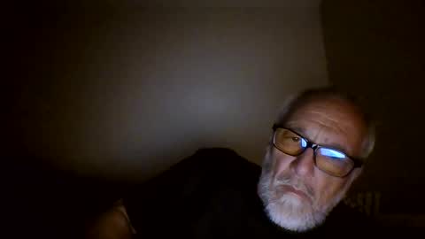 Snapshot of mrtease5 chatting on 06/09/26, 03:40 mrtease5 online show from 06/09/26, 03:40
