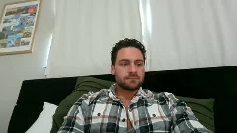 Snapshot of mrthickly818 chatting on 02/06/26, 07:50 mrthickly818 online show from 02/06/26, 07:50