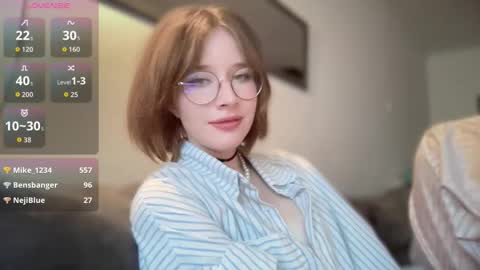 ms_christiana online show from 12/01/25, 02:33