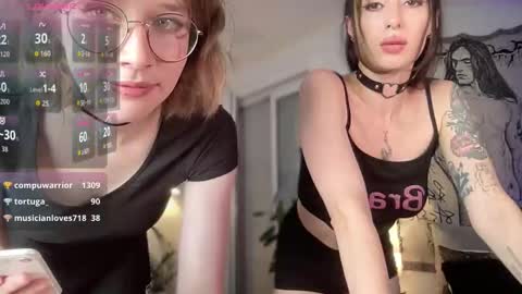 ms_christiana online show from 12/04/25, 02:48
