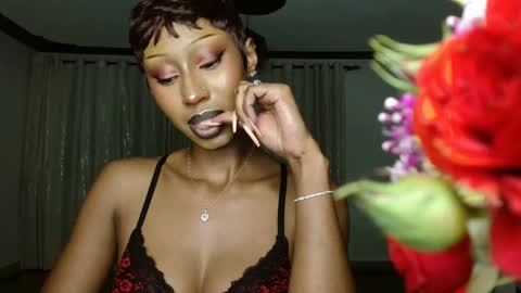 ms_crystal online show from 04/30/26, 05:08