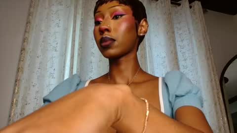 ms_crystal online show from 05/28/26, 09:39