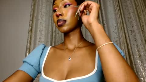 ms_crystal online show from 05/28/26, 09:45