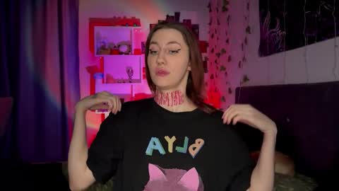 Dita online show from 11/20/25, 06:24