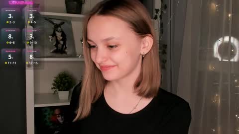 Elizabeth online show from 02/16/25, 03:38