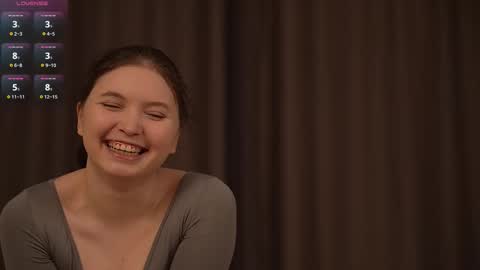 Eva 3 online show from 10/13/25, 01:22