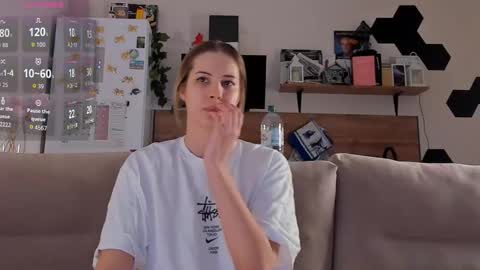 Ms ForYOU online show from 11/21/25, 04:05