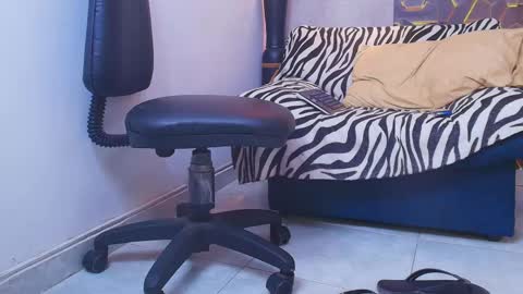 ms_leydi online show from 05/27/26, 05:04
