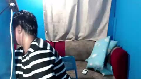 Snapshot of ms_nathalie chatting on 11/11/25, 06:57 Nathalie online show from 11/11/25, 06:57