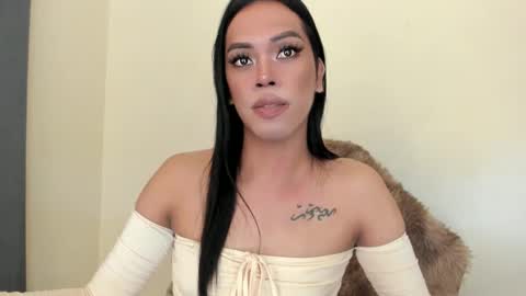 selena online show from 01/14/25, 04:40