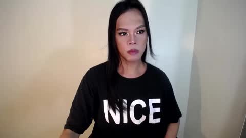 selena online show from 02/05/25, 11:23