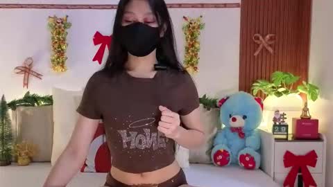 ms_shye online show from 11/29/25, 07:00