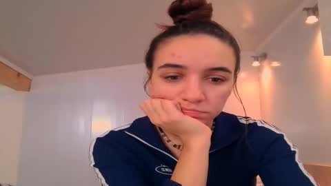 ms_sophiee online show from 12/14/24, 03:36