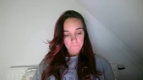 ms_sophiee online show from 10/02/25, 09:33