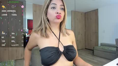 Valery Torres  online show from 03/02/25, 10:03