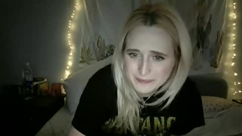 msclairewhatever online show from 09/16/25, 04:24