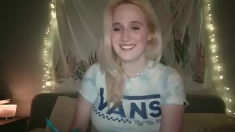 msclairewhatever online show from 11/11/25, 07:52