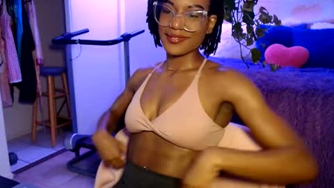 CocoSage online show from 12/01/25, 05:29