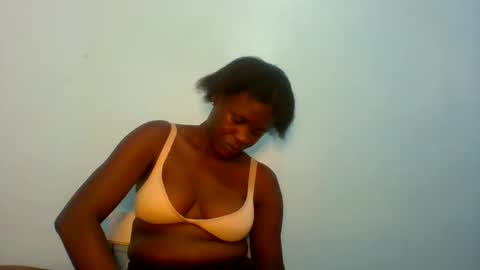 Snapshot of mseseseko0 chatting on 05/17/26, 11:39 mseseseko0 online show from 05/17/26, 11:39