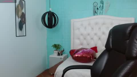 Jossie online show from 03/05/25, 02:36