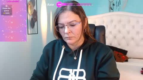 Jossie online show from 10/02/25, 03:35