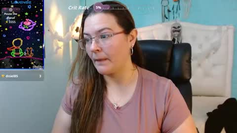 Jossie online show from 10/31/25, 04:24