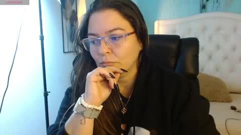 Jossie online show from 06/06/26, 03:33