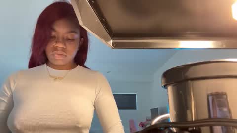 mskitty000 online show from 12/18/25, 07:42