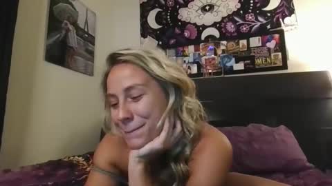 msmariesummers online show from 09/16/25, 12:22