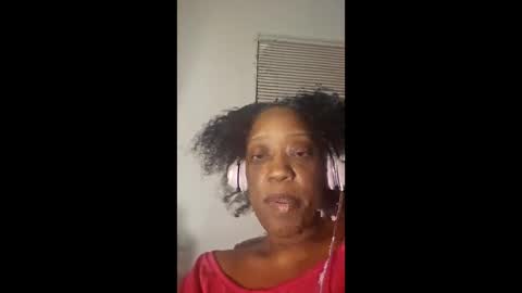 Snapshot of msmechocolate chatting on 04/11/26, 12:48 msmechocolate online show from 04/11/26, 12:48