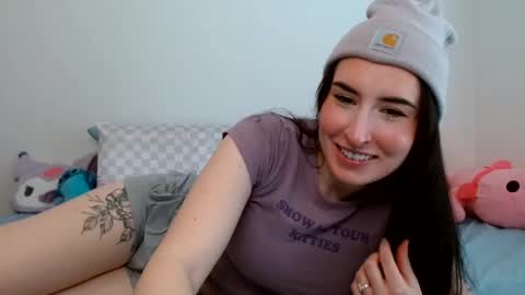 Snapshot of msrubyhayes chatting on 01/03/25, 06:24 Ruby online show from 01/03/25, 06:24