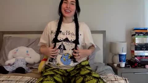 Snapshot of msrubyhayes chatting on 04/09/26, 01:27 Ruby online show from 04/09/26, 01:27