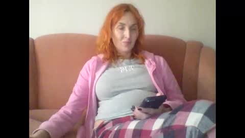 Mss Angela online show from 10/22/25, 11:32