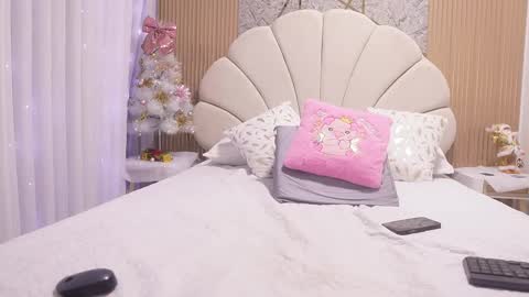 Manuela  online show from 12/02/25, 03:12