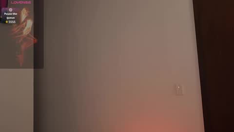 Sophie  online show from 12/17/25, 05:52