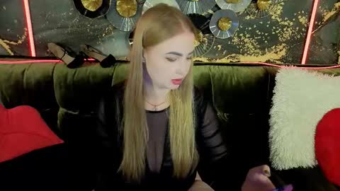 Maria online show from 09/09/25, 01:21