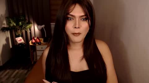 Snapshot of msveeyxo1 chatting on 10/16/25, 05:58 Veey online show from 10/16/25, 05:58