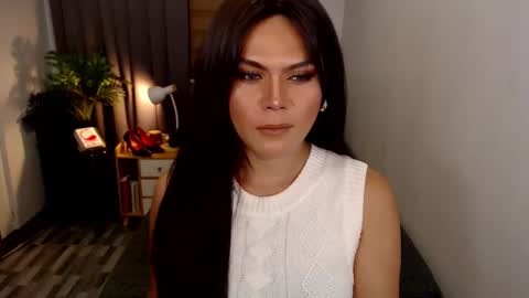 Snapshot of msveeyxo1 chatting on 11/09/25, 08:51 Veey online show from 11/09/25, 08:51